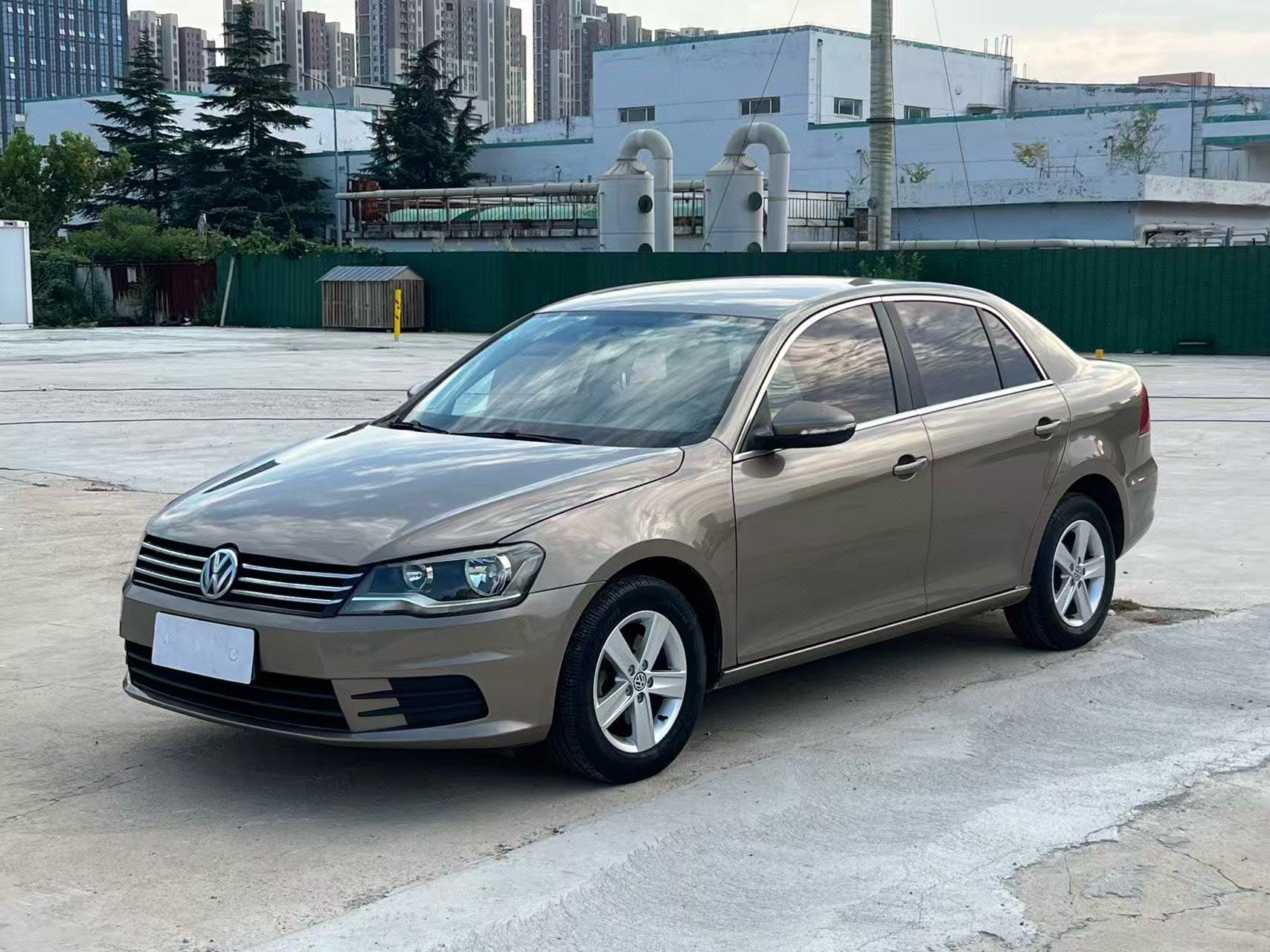 Volkswagen Bora 2015 Volkswagen Bora 2015 صورة سيارة