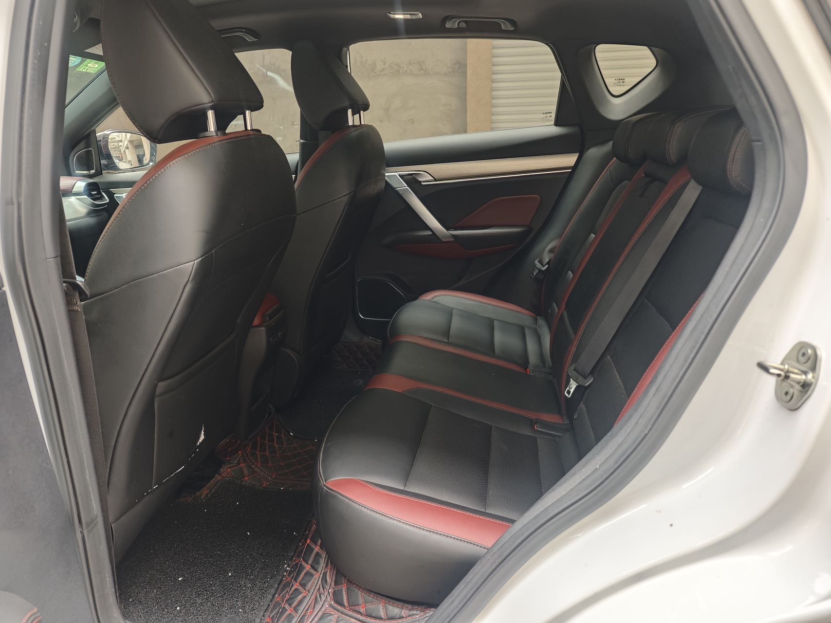 GEELY Coolray 2019 imagen de coche #5