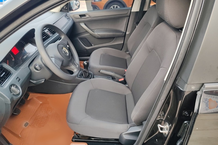 Volkswagen Santana 2016 car image #15