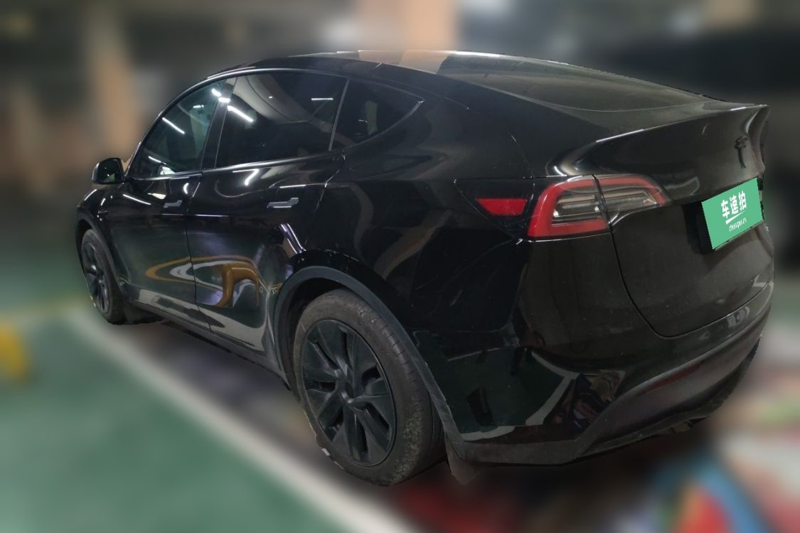 Tesla Model Y 2024 #3 Tesla Model Y 2024 immagine di auto #3