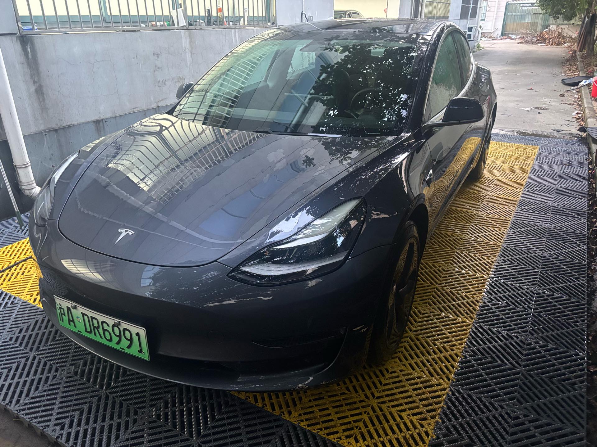 Tesla Model 3 2020 Tesla Model 3 2020 car image