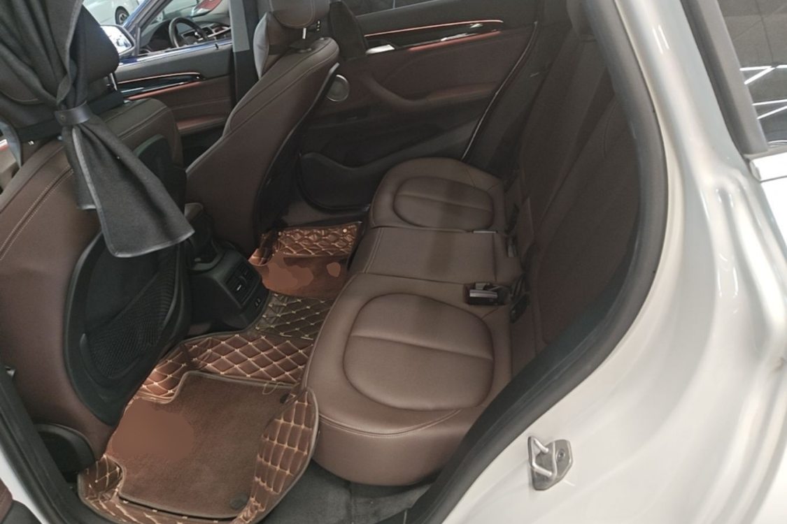 BMW X1 2022 immagine di auto #13
