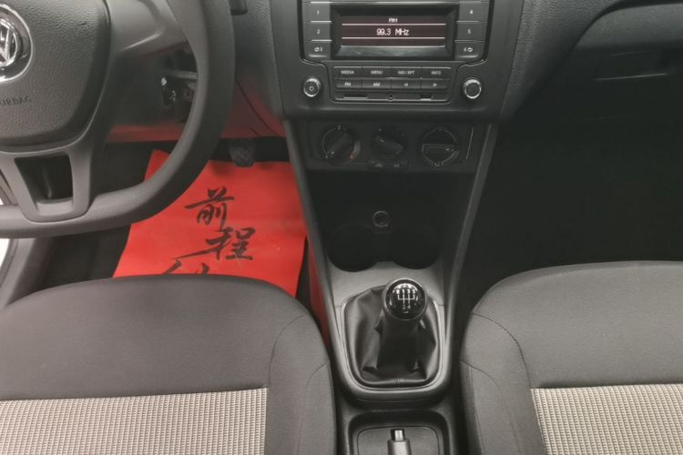 Volkswagen Polo 2015 #14 Volkswagen Polo 2015 car image #14