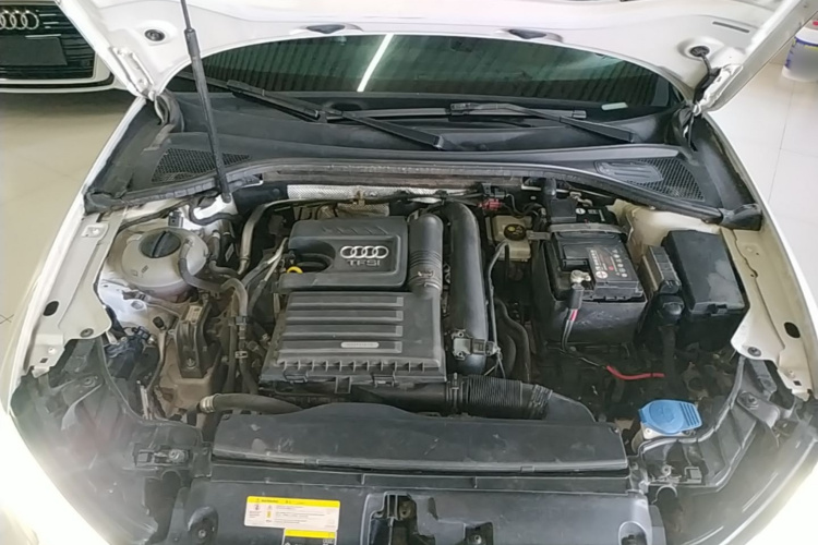 Audi A3 2019 immagine di auto #20