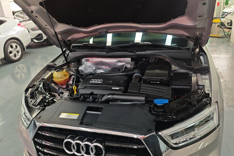 Audi Q3 2018 #22 Audi Q3 2018 car image #22