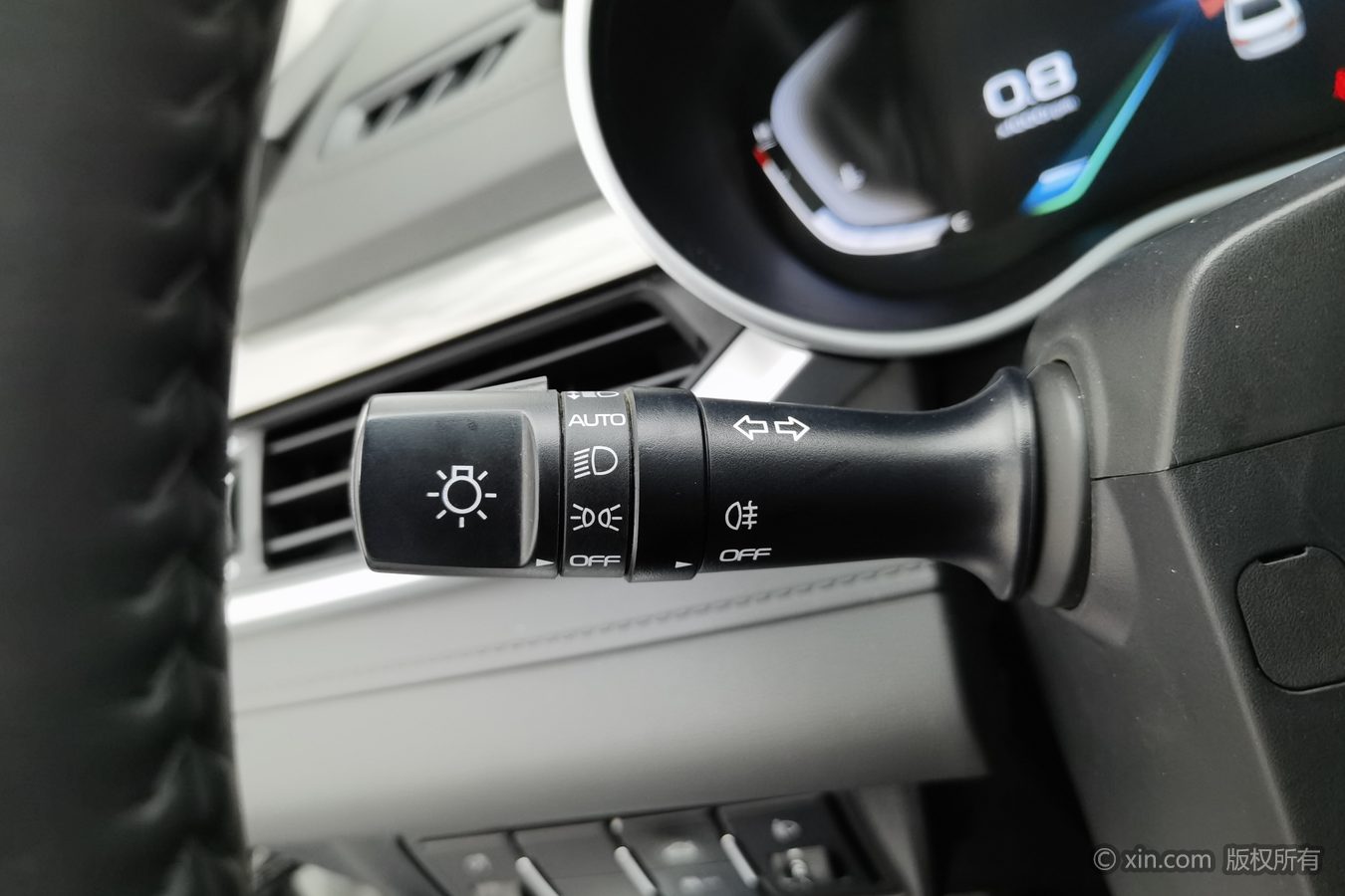 GEELY Emgrand 2019 #22 GEELY Emgrand 2019 car image #22