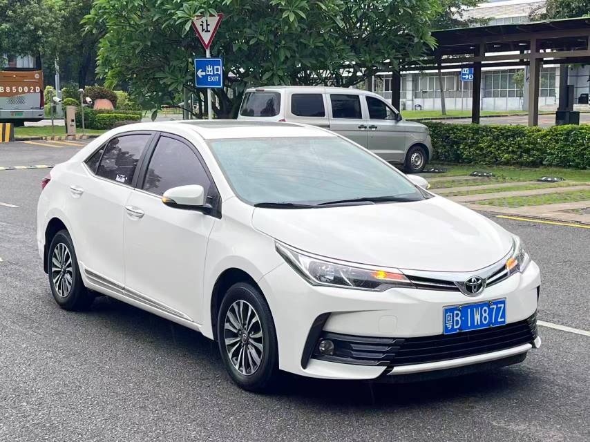 Toyota Corolla 2017 car image #5