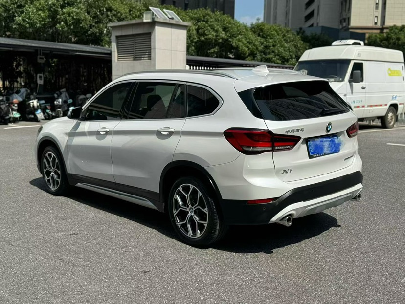 BMW X1 2022 #6 BMW X1 2022 car image #6
