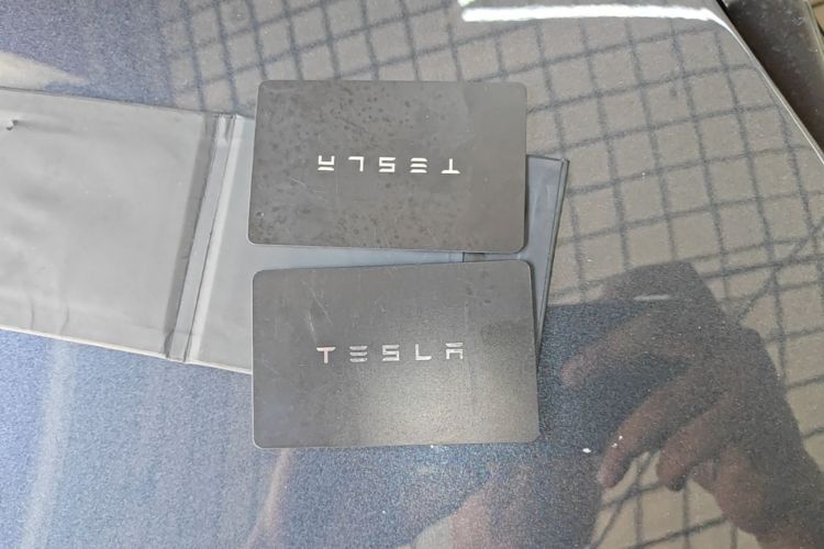 Tesla Model Y 2024 car image #9