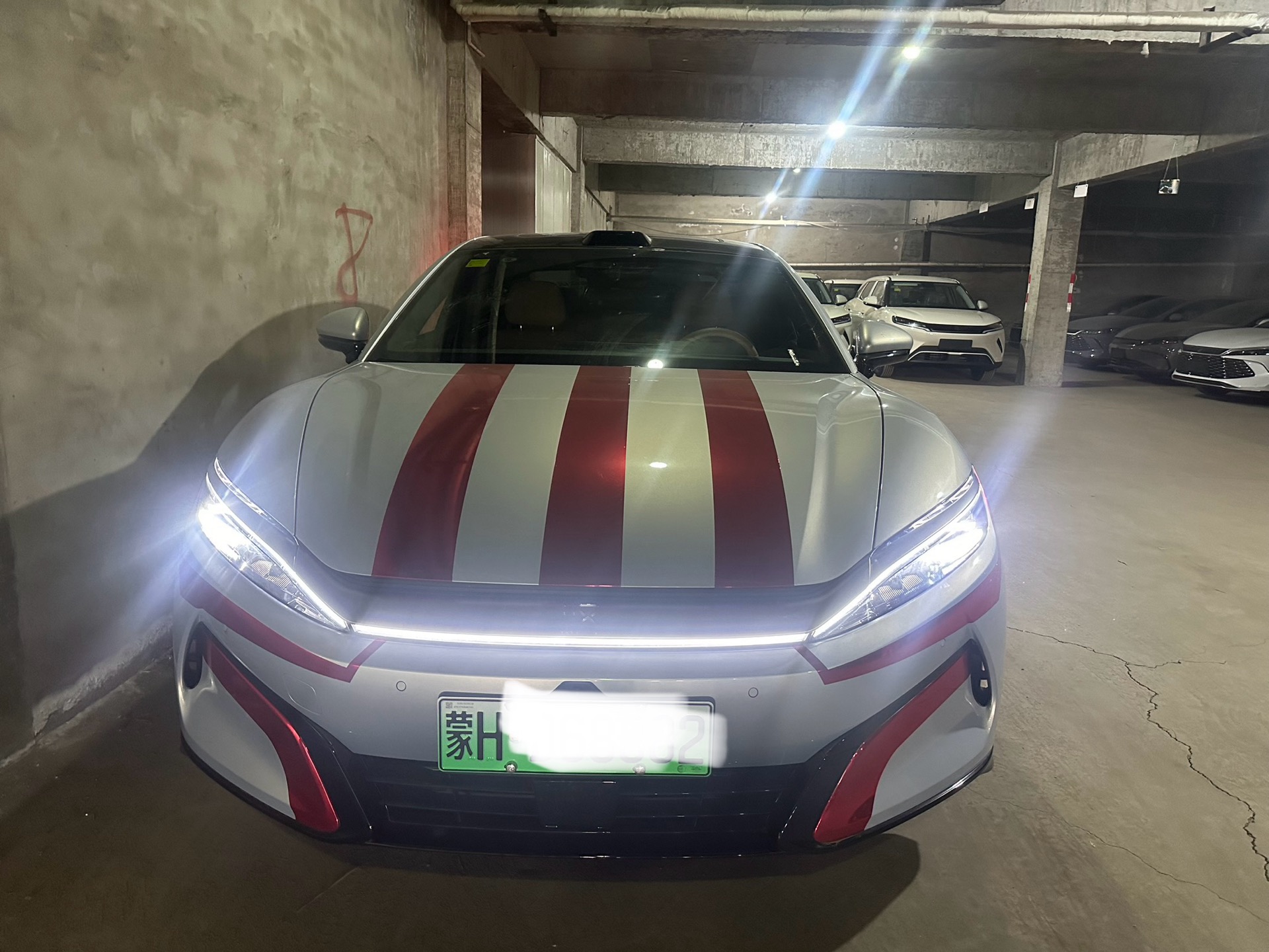 BYD HanL 2025 car image #2