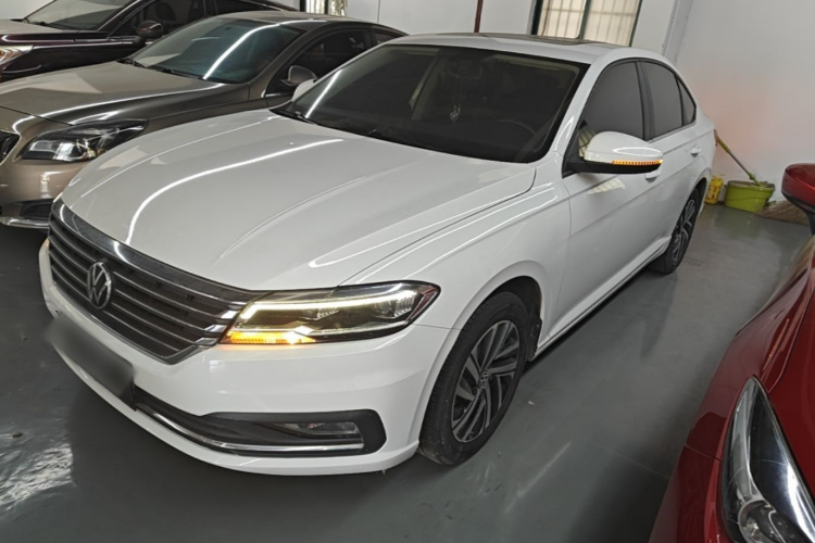 Volkswagen Lavida 2022 car image #2