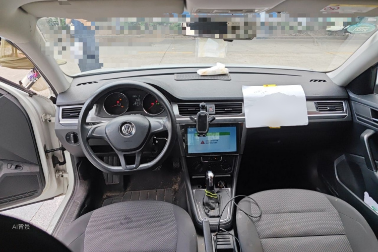 Volkswagen Bora 2017 car image #11