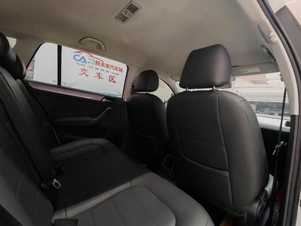 Volkswagen Santana 2016 car image #9