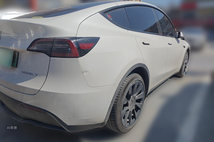 Tesla Model Y 2024 #7 Tesla Model Y 2024 car image #7