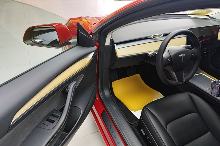 Tesla Model 3 2022 car image #12