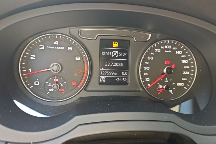 Audi Q3 2019 #16 Audi Q3 2019 car image #16
