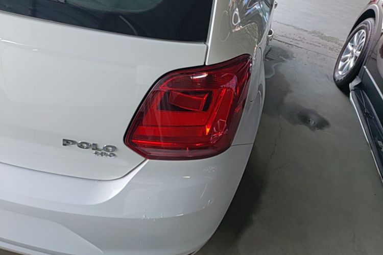 Volkswagen Polo 2018 car image #8