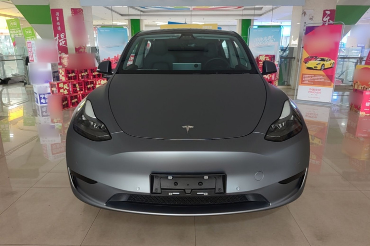Tesla Model Y 2022 car image #3