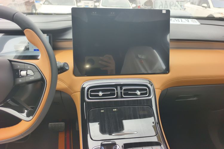 GEELY Boyue L 2026 immagine di auto #13