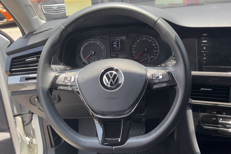 Volkswagen Bora 2021 car image #12