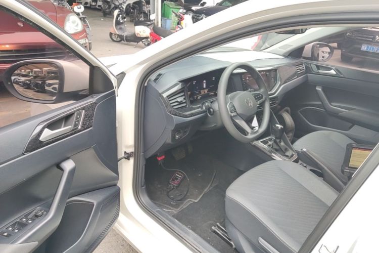 Volkswagen Lavida 2025 car image #16
