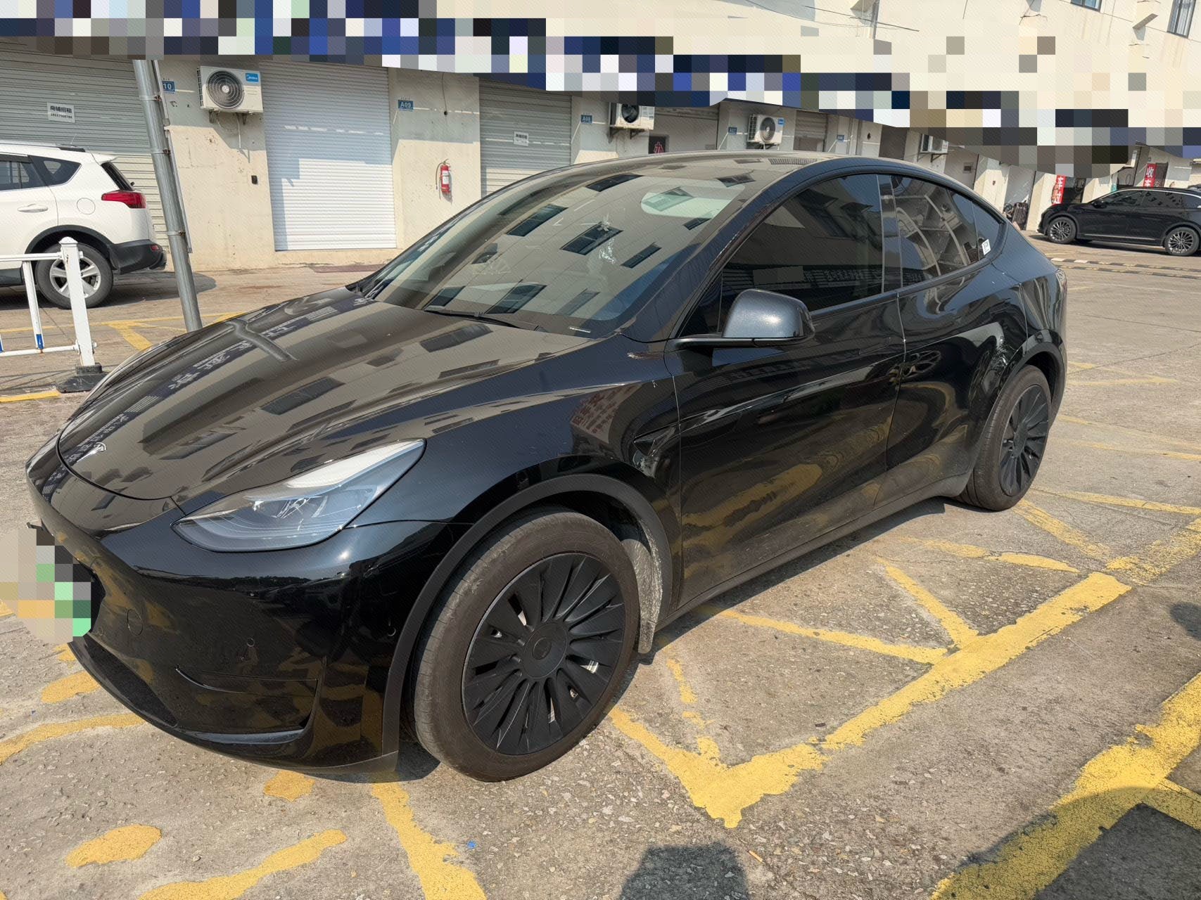 Tesla Model Y 2023 Tesla Model Y 2023 car image