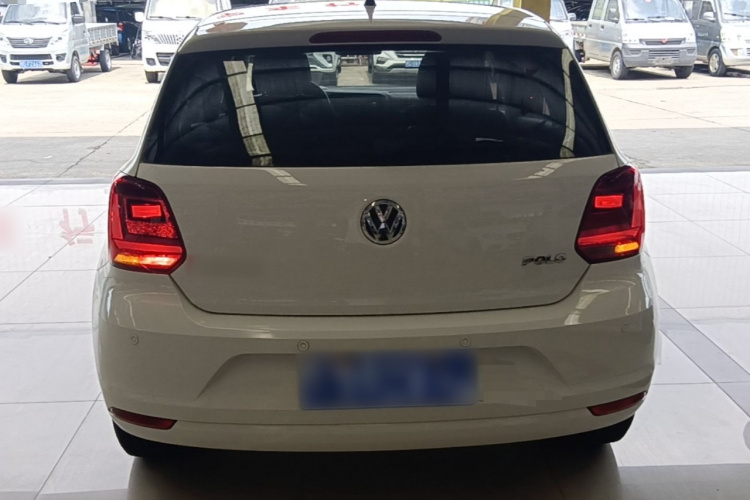 Volkswagen Polo 2018 car image #6