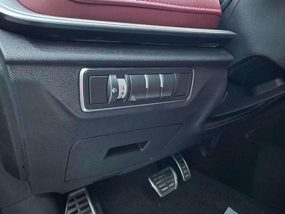 Jetour X70 PLUS 2022 car image #15