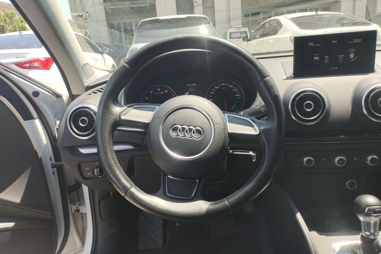Audi A3 2017 #11 Audi A3 2017 car image #11