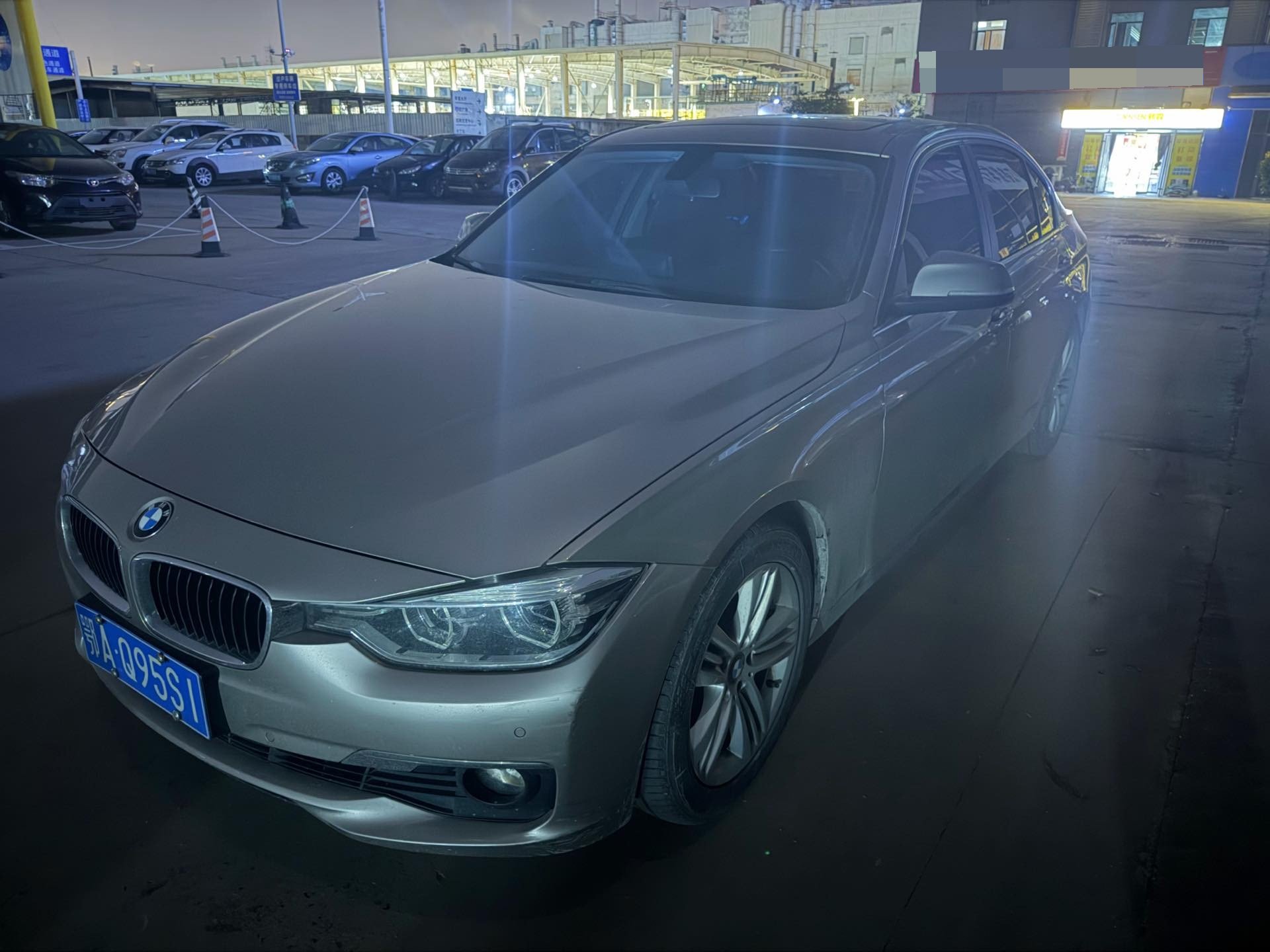 2017 2017 car image