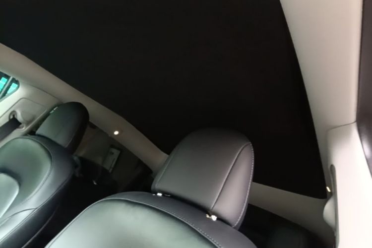 Tesla Model Y 2022 #18 Tesla Model Y 2022 car image #18