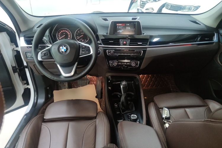 BMW X1 2018 #10 BMW X1 2018 car image #10