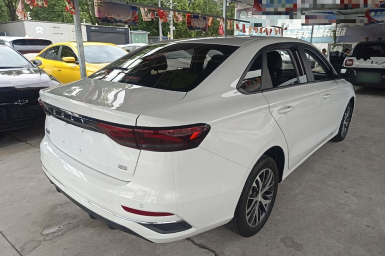 GEELY Emgrand 2025 car image #7