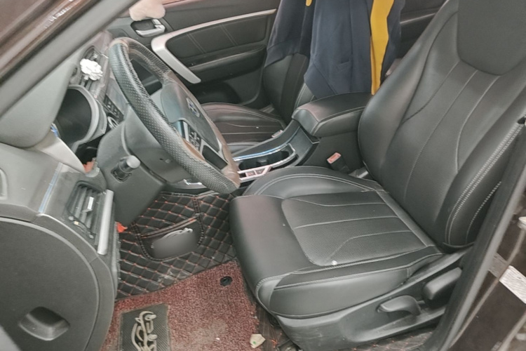 GEELY Emgrand 2017 car image #17