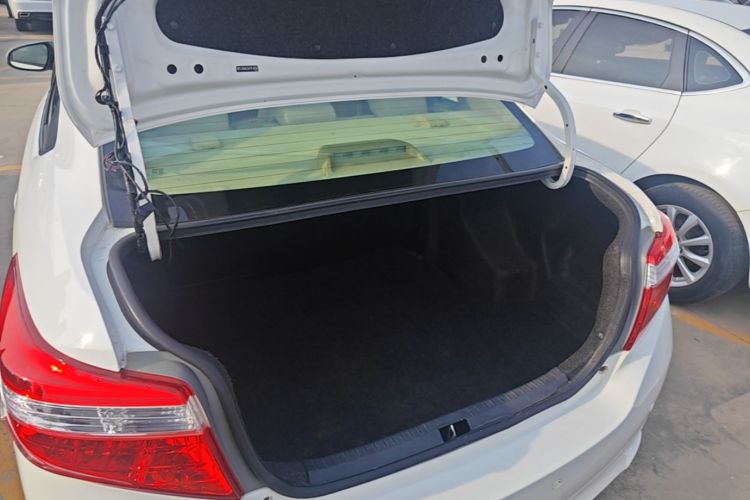 Toyota Vios 2015 car image #19