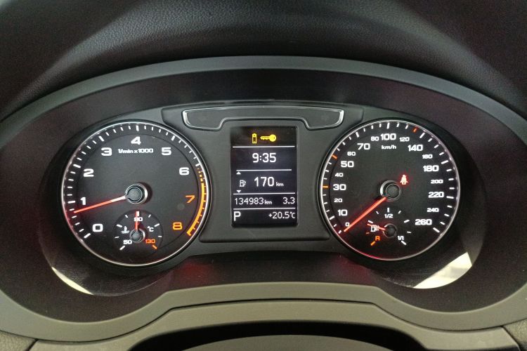Audi Q3 2017 #12 Audi Q3 2017 car image #12