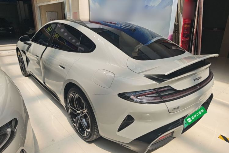 MI SU7 2024 car image #5