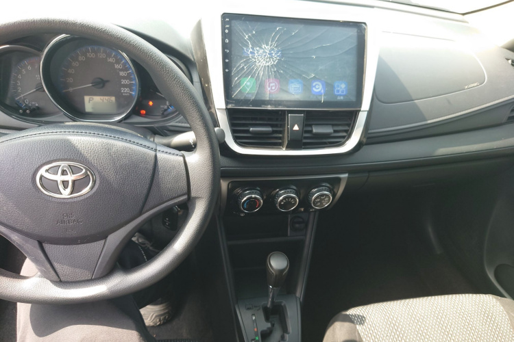 Toyota Vios 2018 immagine di auto #10