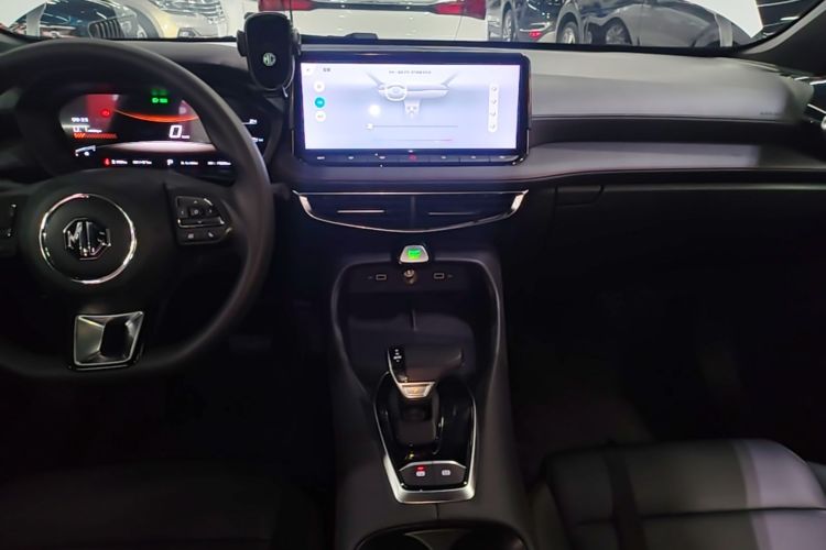 MG 5 2025 #13 MG 5 2025 imagen de coche #13