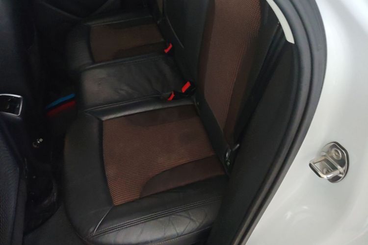 Audi Q3 2017 #17 Audi Q3 2017 car image #17