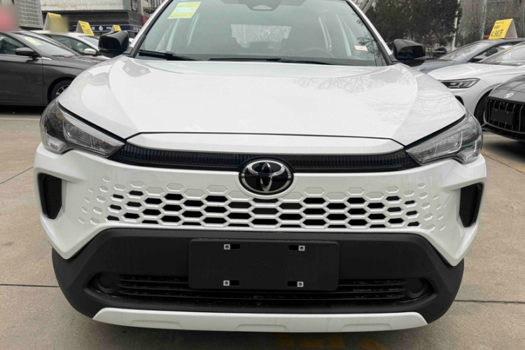 Toyota Corolla Cross 2026 #6 Toyota Corolla Cross 2026 car image #6