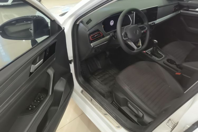 Volkswagen Lavida 2022 car image #16