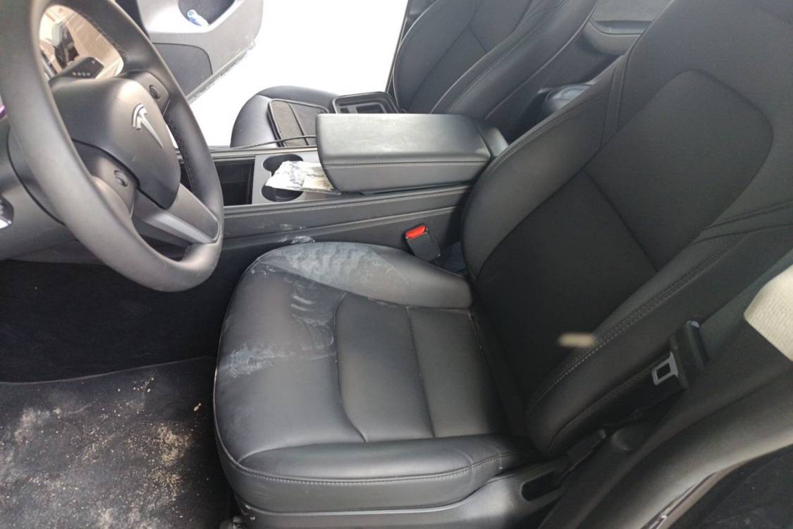 Tesla Model Y 2024 car image #20