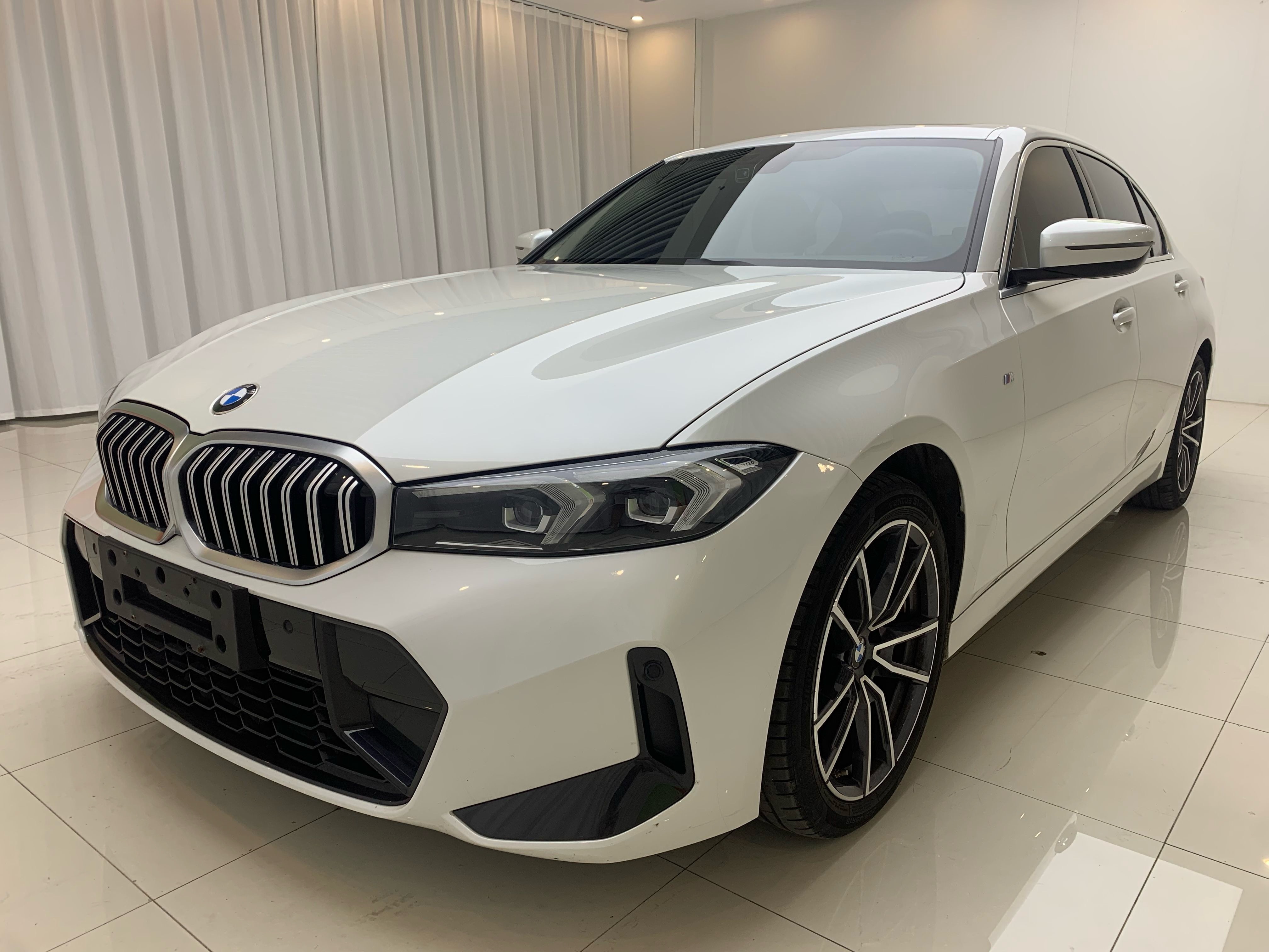 BMW 3 Series 2022 car image 