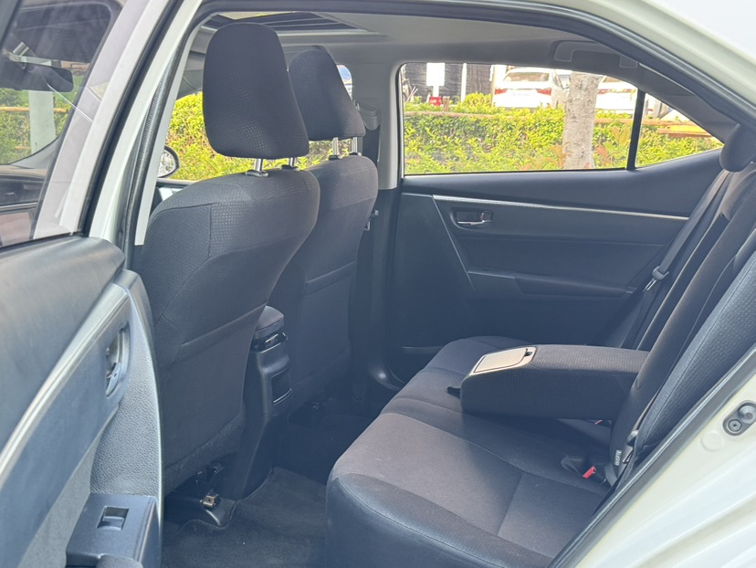 Toyota Corolla 2017 car image #9