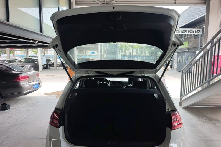 Volkswagen Golf 2017 #21 Volkswagen Golf 2017 car image #21