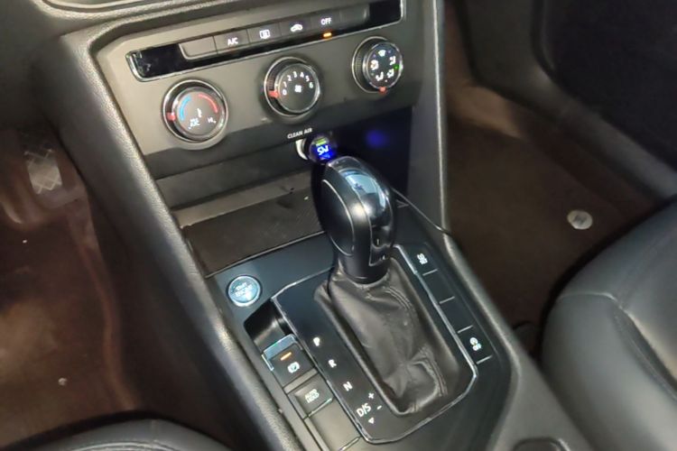 Volkswagen Tharu 2021 car image #14