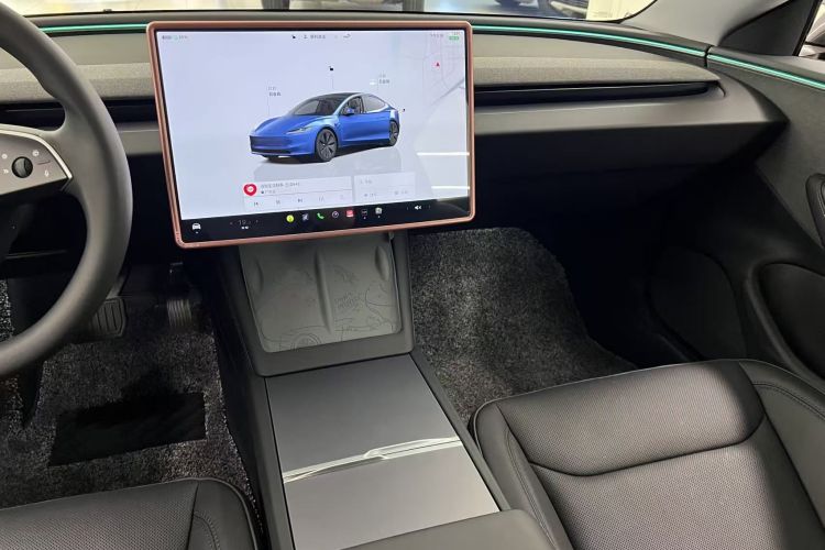 Tesla Model 3 2025 car image #10