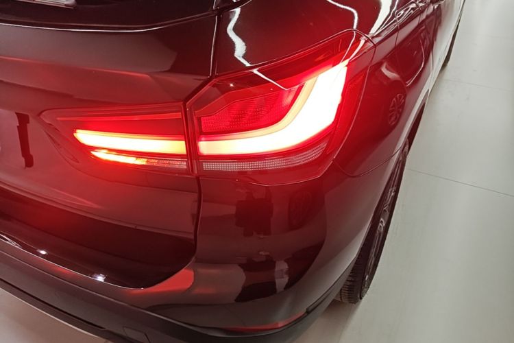 BMW X1 2021 car image #8