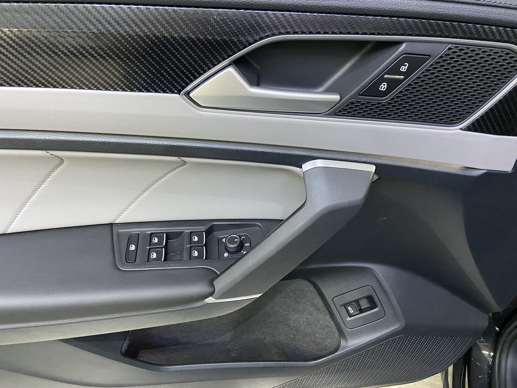 Volkswagen Tayron 2022 car image #16
